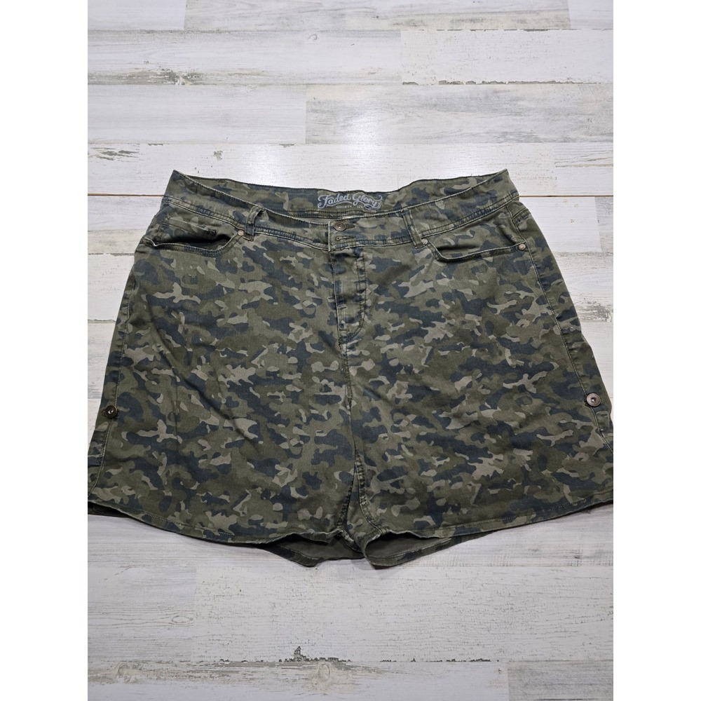 Faded Glory Womens Plus 22W Camo Shorts Green Camouflage Roll Up Tab FGW25857PR